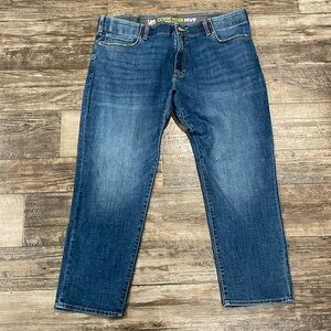 Lee Extreme Motion MVP Straight Fit Jeans